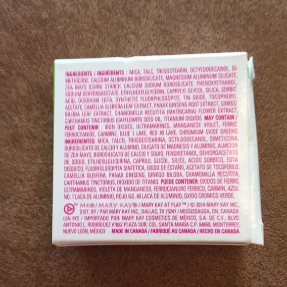 New Mary Kay Eyeshadow at Play Baked Eye Trio - Picture 4 of 4